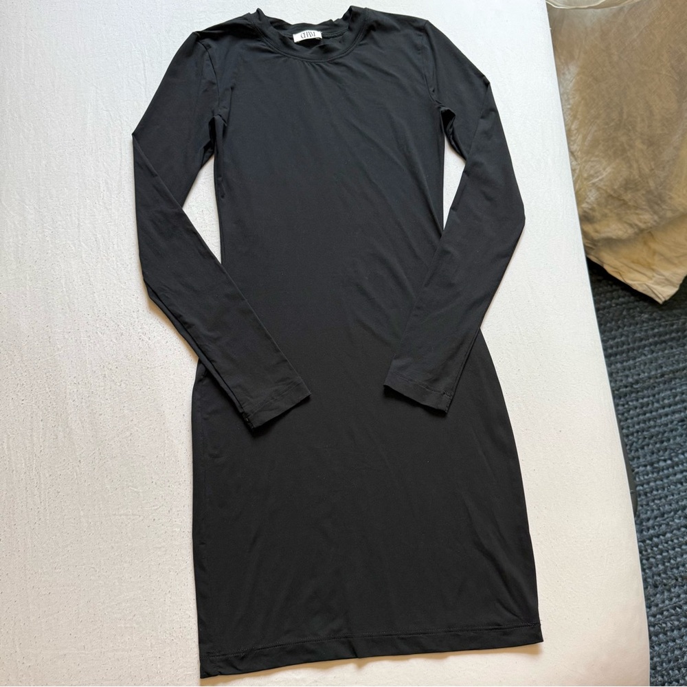 CHAM‎ black long sleeve knit crew neck mini dress